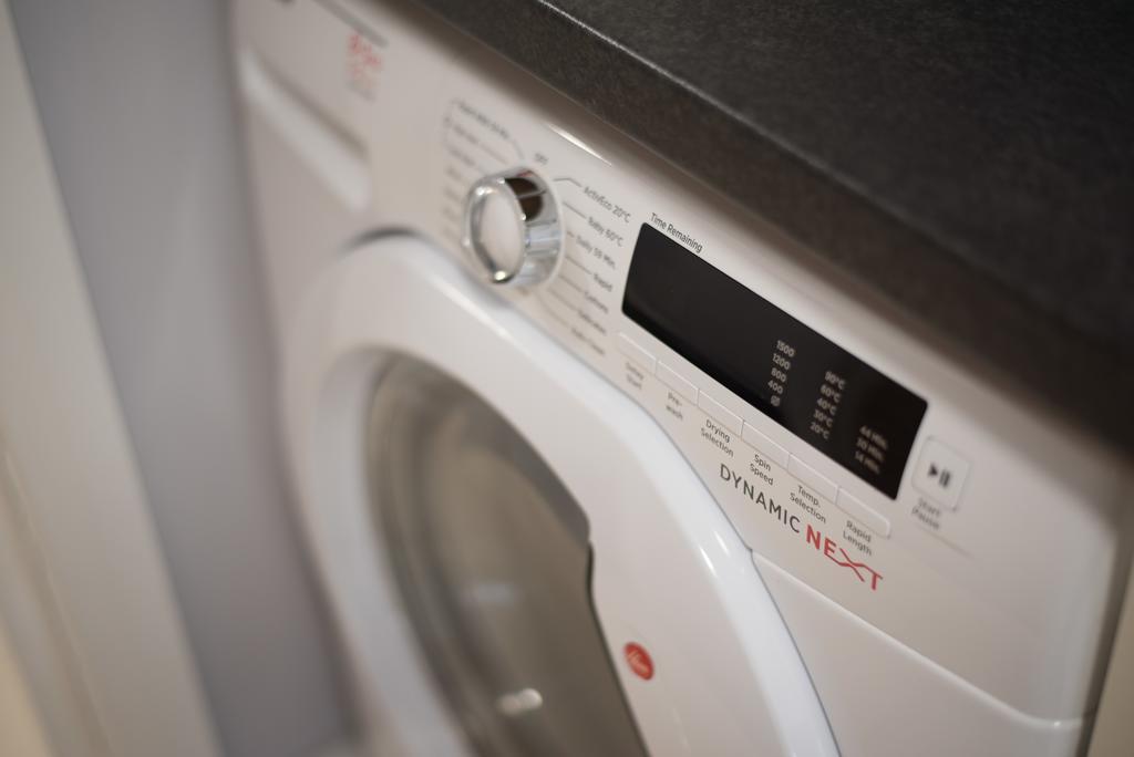 Giant Serviced Apartment *