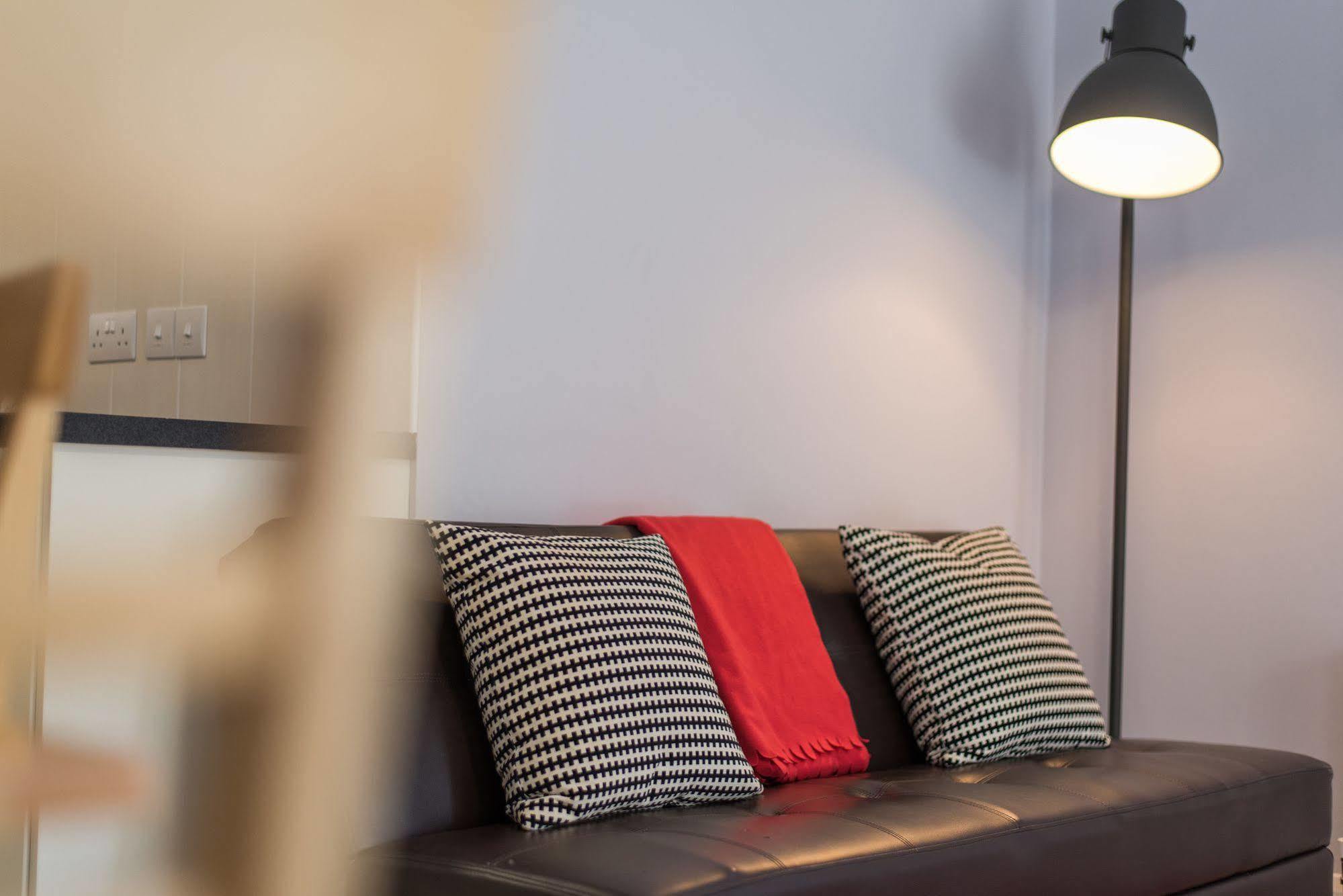 Apartment Giant Serviced